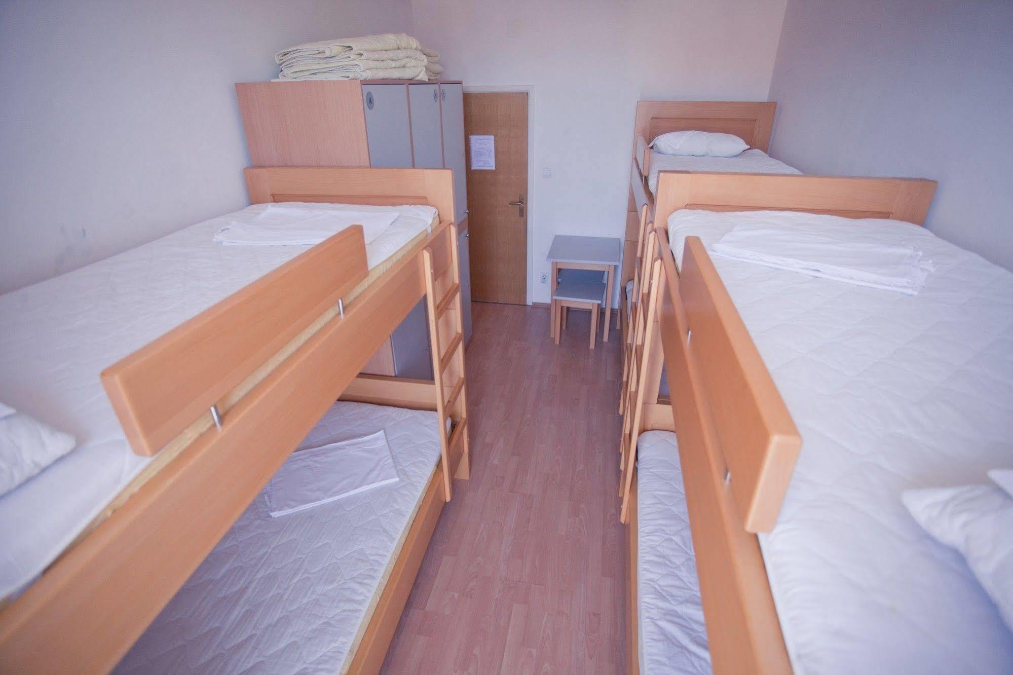 Hi Hostel Zagreb Eksteriør bilde